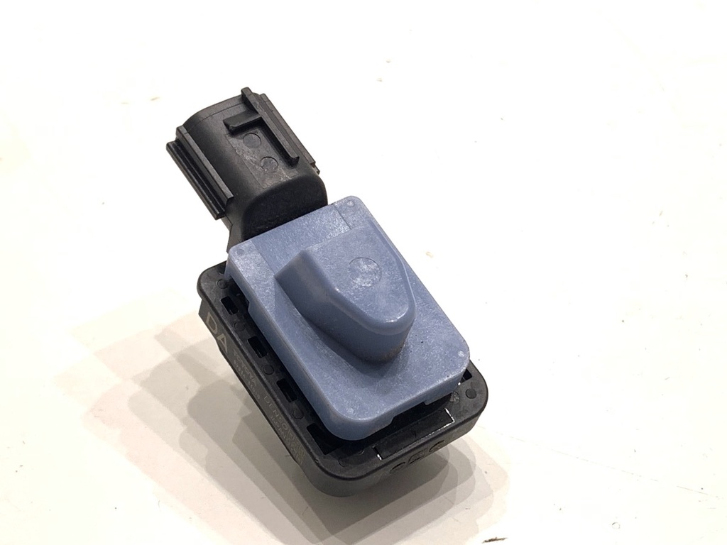 [STARK-891527] Sensor de impacto Toyota Camry (_V7_, _VA7_, _VH7_) 2017-2022