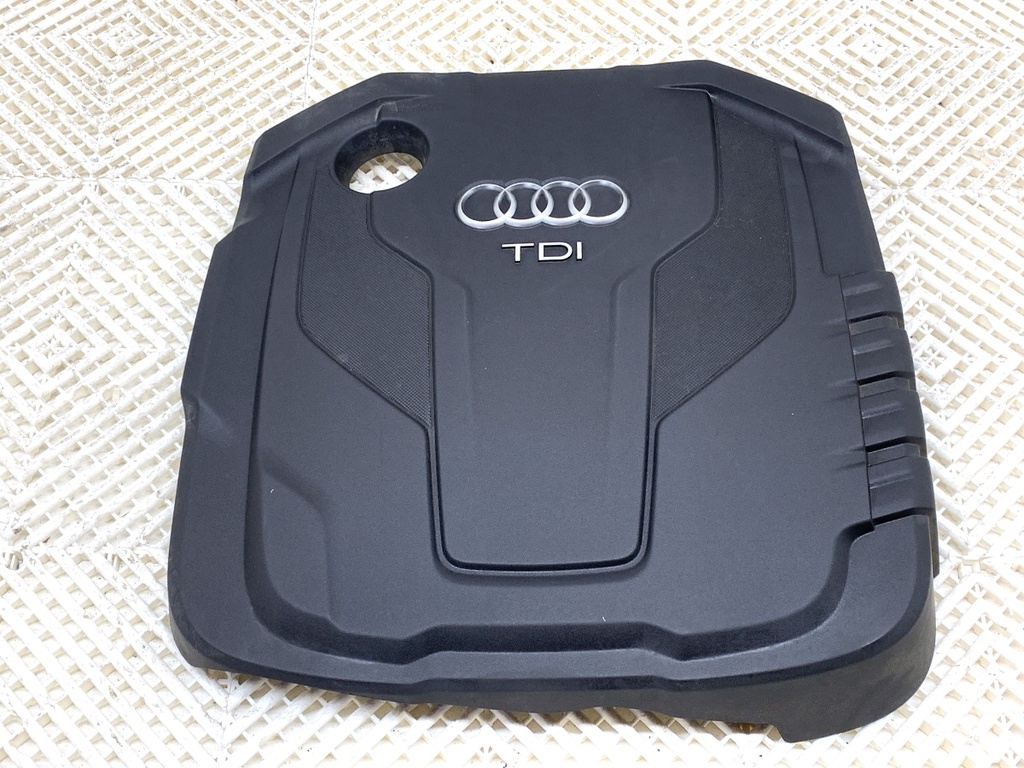 [STARK-892571] Cubierta de motor AUDI A5 (8T3) 2.0 TDI quattro 140 kW