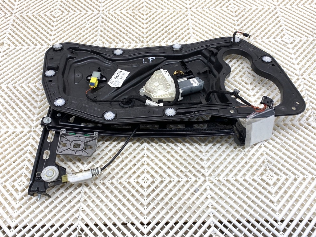[STARK-894746] Elevador de ventana delantero izquierdo VW Passat CC B6 (357) 2.0 TDI 103 kW 2008-2012