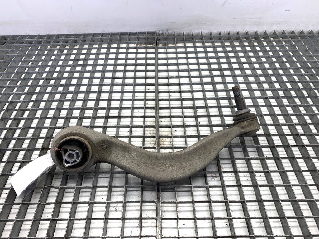 [STARK-896436] Paso de rueda delantero izquierdo BMW Serie 5 Touring (G31) 2017-2022