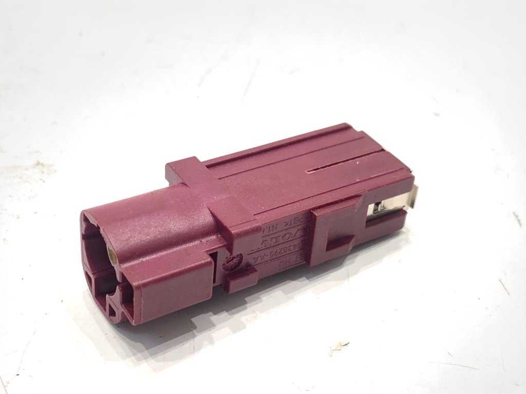 [STARK-897452] Puerto USB Volvo XC60 II (246) 2017-2022