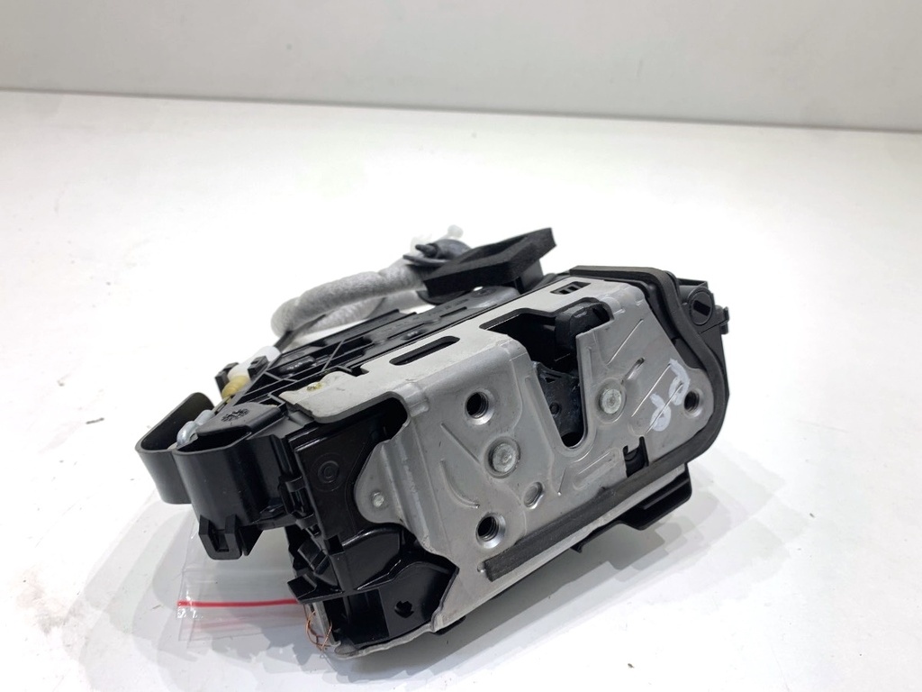 [STARK-897850] Cerradura de puerta delantera derecha SEAT ATECA (KH7, KHP) 2016-2022