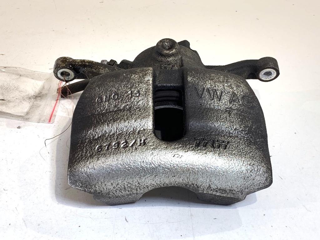 [STARK-897854] Pinza de freno delantera derecha SEAT ATECA (KH7, KHP) 2016-2022