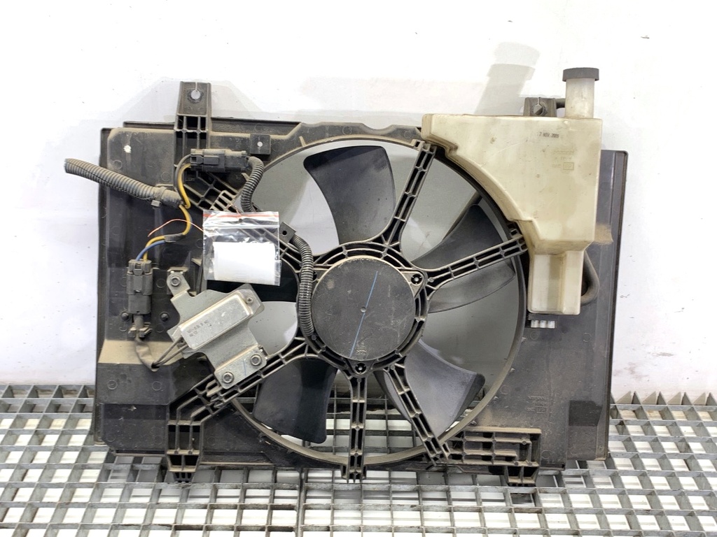 [STARK-899503] Ventilador del radiador NISSAN VERSA I 1.8 91 kW 2006-2011