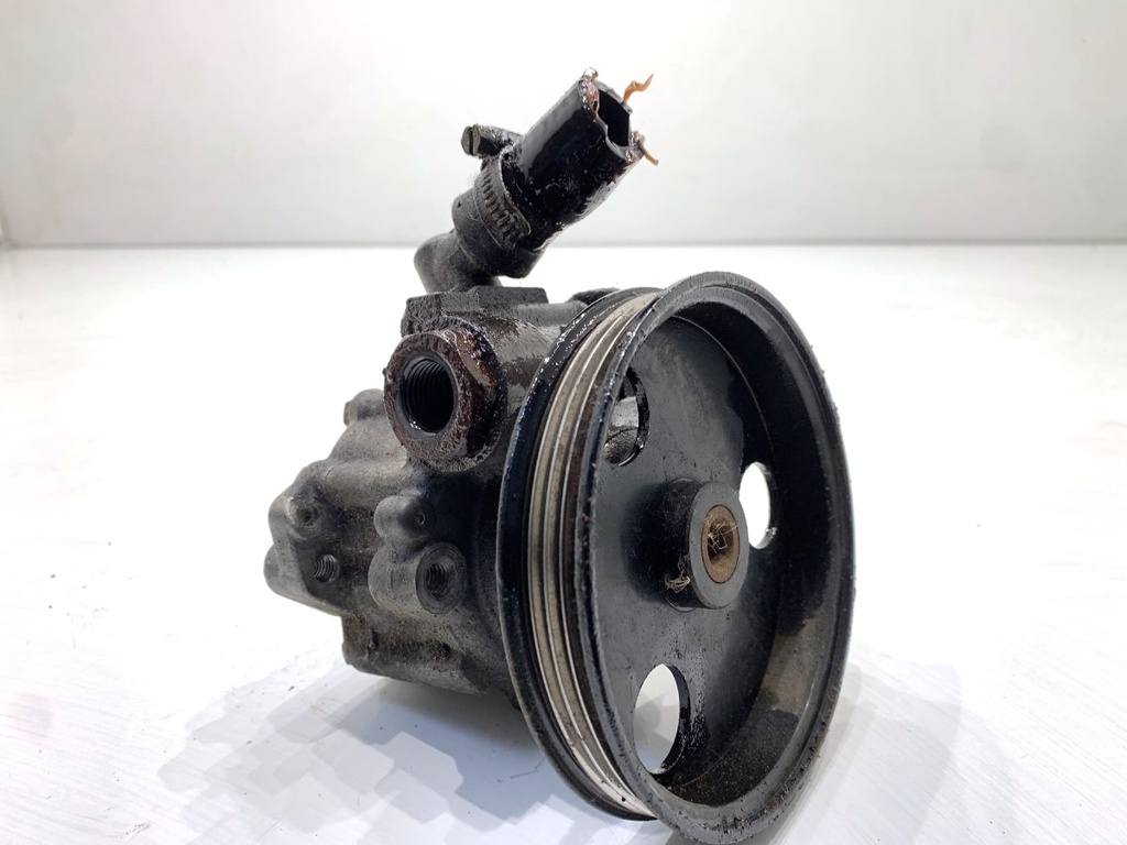 [STARK-900092] Bomba de dirección asistida ALFA ROMEO 159 (939_) 1.8 MPI 103 kW 2005-2011
