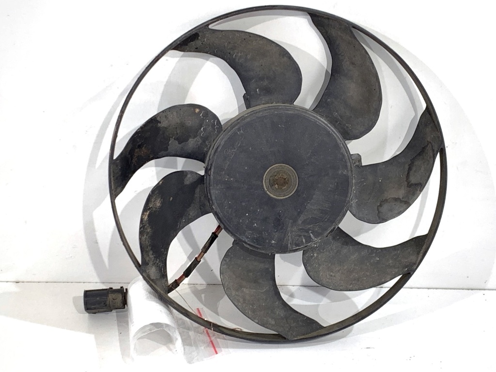 [STARK-901734] Ventilador de aire acondicionado SKODA Octavia II Combi (1Z5) 1.9 TDI 77 kW 2004-2013