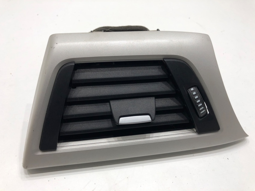 [STARK-902202] Rejilla de ventilación delantera izquierda BMW Serie 3 (F30, F80) 2011-2018