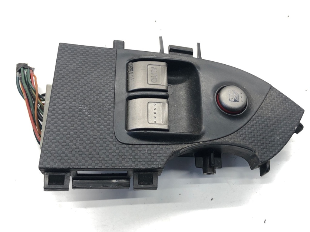 [STARK-903464] Interruptor de elevalunas Honda Civic VII Hatchback 1.4 iS 66 kW 2001-2005