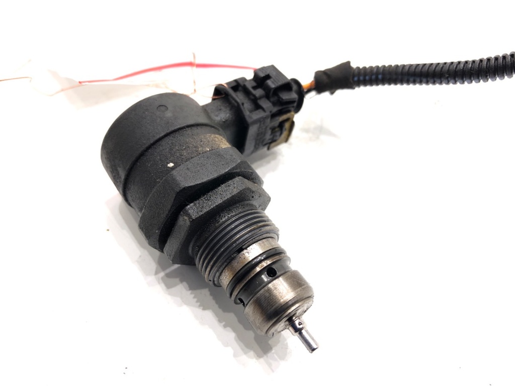 [STARK-903665] Regulador de presión de combustible FIAT CROMA (194_) 1.9 D Multijet 88 kW 120 CV