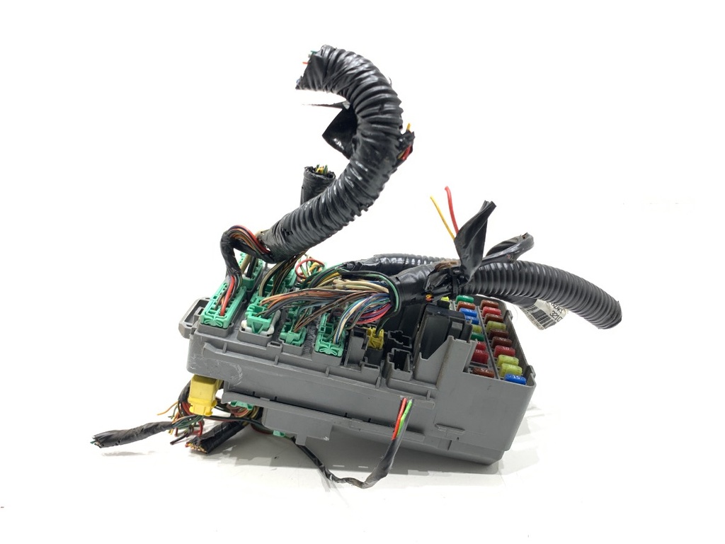 [STARK-903786] Caja de fusibles HONDA CIVIC VII Hatchback (EU, EP, EV) 1.6 i (EP2) 2001-2005