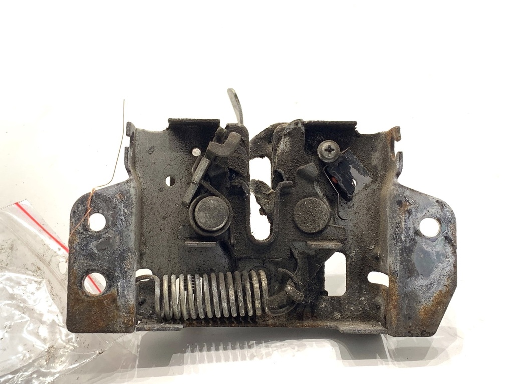 [STARK-906216] Cierre de capó MITSUBISHI OUTLANDER III (GG_W, GF_W, ZJ, ZL, ZK) 2010-2022