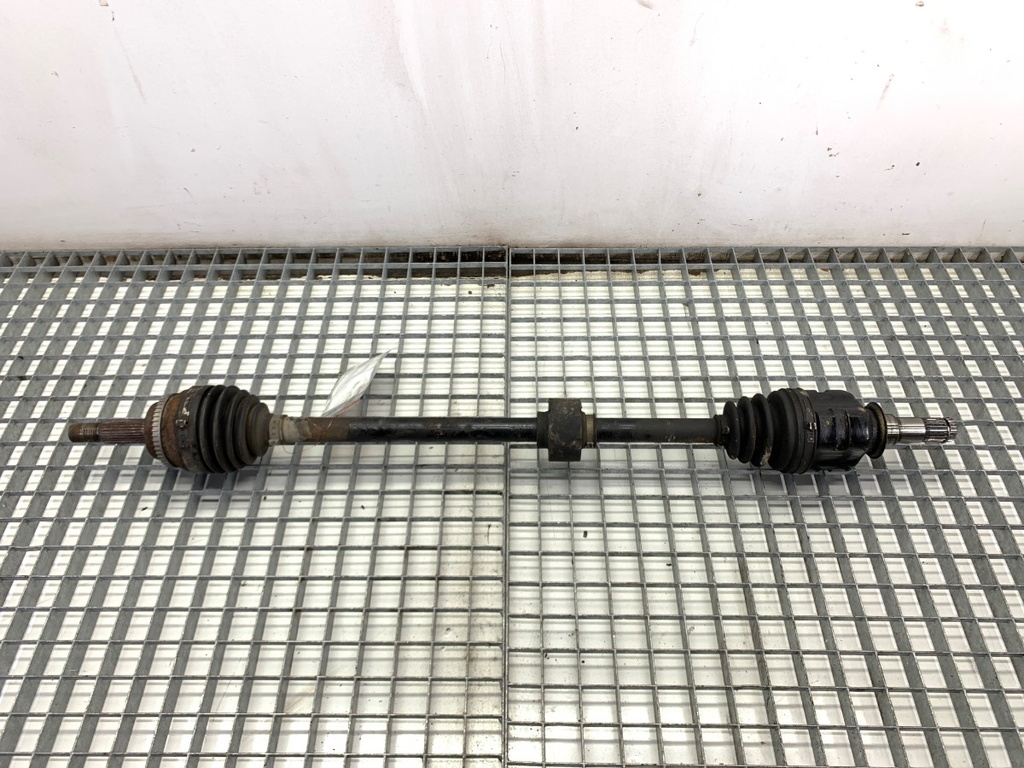 [STARK-906655] Palier delantero derecho Toyota Corolla Verso 1.6 81 kW 2004-2009