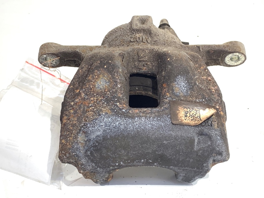 [STARK-907250] Pinza de freno delantera izquierda TOYOTA YARIS CROSS (MXP_) 2020-2022