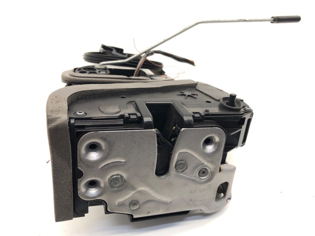 [STARK-907466] Cerradura de puerta trasera izquierda OPEL ASTRA K Sports Tourer (B16) 2015-2022