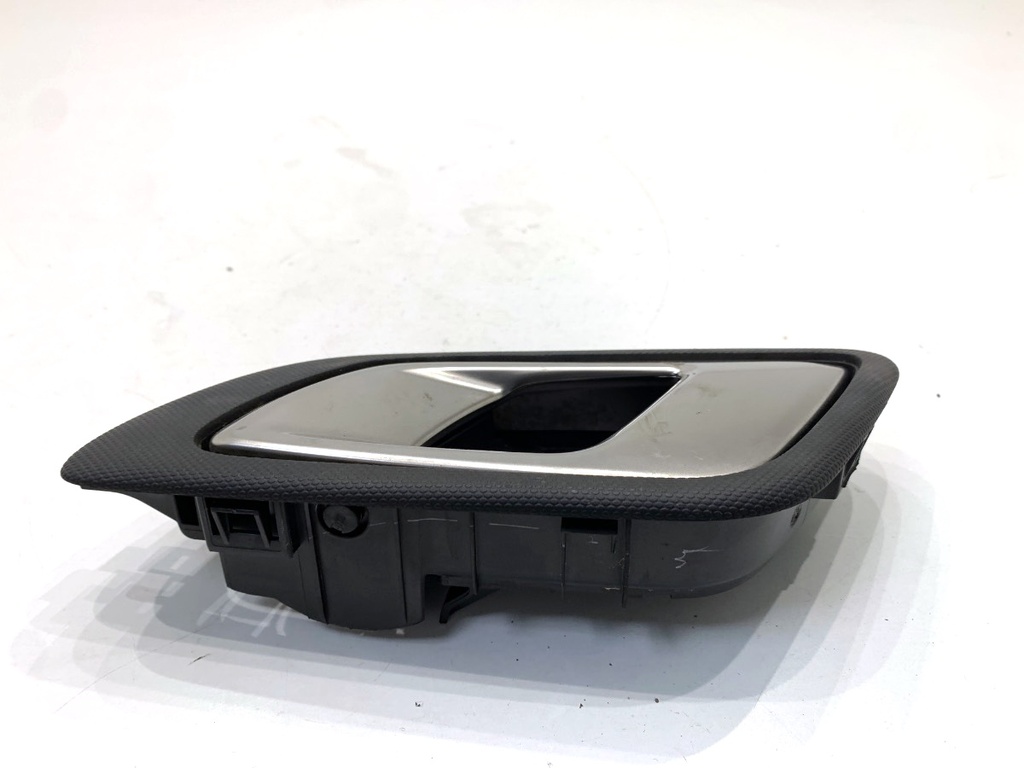 [STARK-910875] Manilla interior trasera izquierda Ford Ranger (TKE) 2011-2022