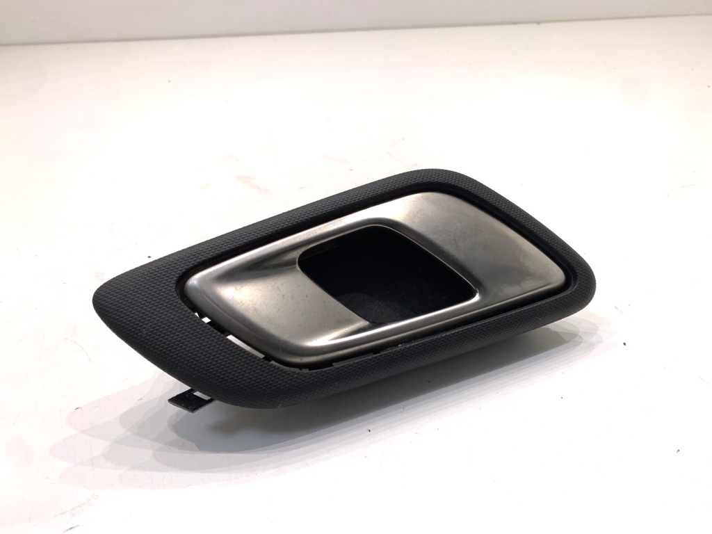 [STARK-910874] Maneta interior de puerta trasera derecha Ford Ranger (TKE) 2011-2022