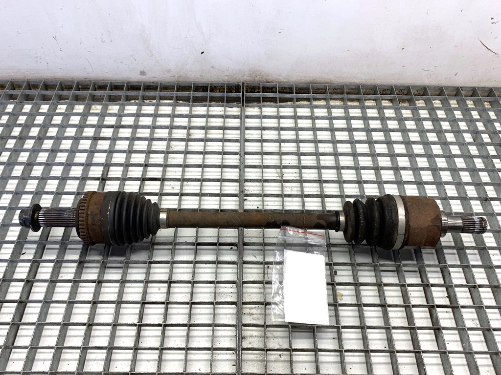 [STARK-911935] Palier delantero derecho HYUNDAI i30 (GD) 1.4 gasolina 2011-2016