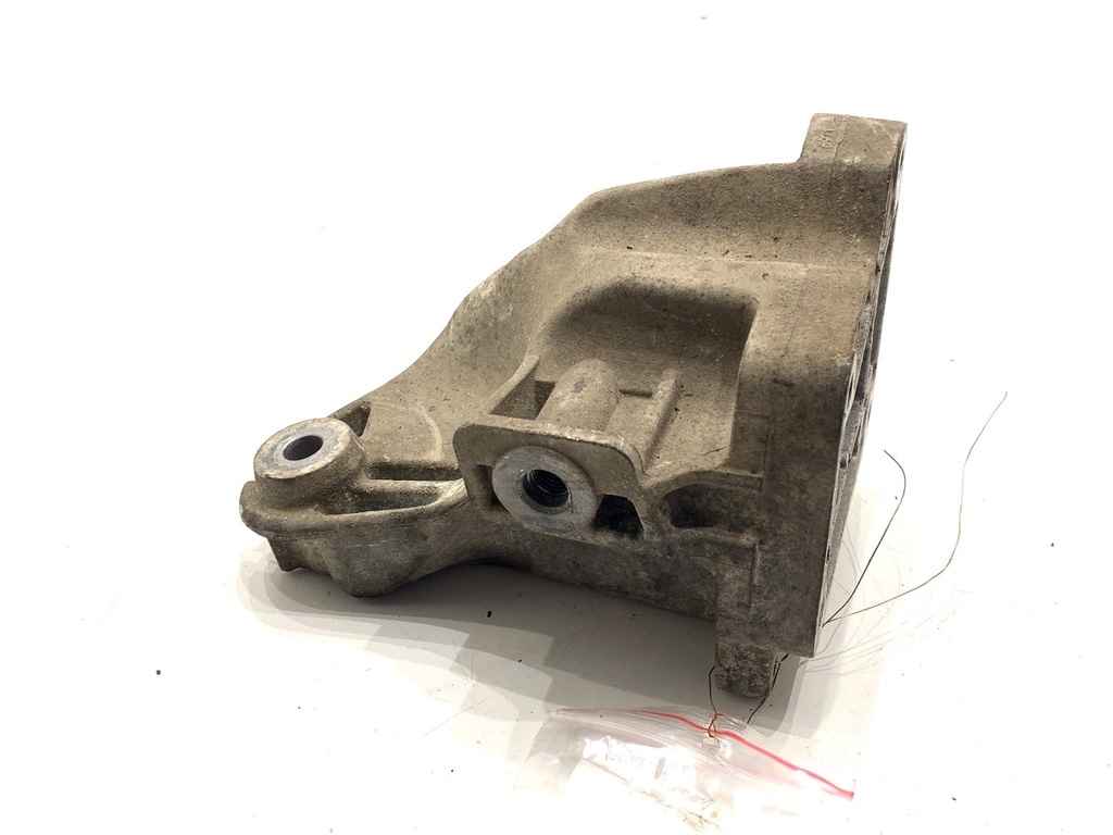 [STARK-912410] Soporte de motor Mercedes-Benz Clase E T-Model (S212) 2009-2016