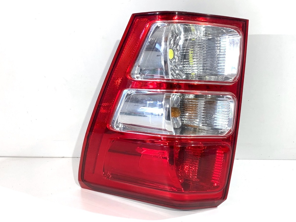 [STARK-913491] Piloto trasero derecho SUZUKI GRAND VITARA II (JT, TE, TD) 2005-2022 2.0 gasolina 4x4