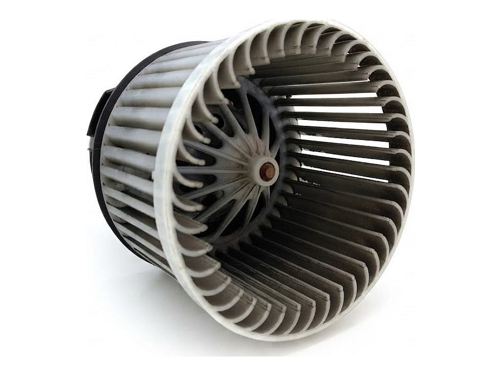[STARK-921178] Ventilador de admisión PEUGEOT 308 SW II 1.6 BlueHDi 120 2014-2021