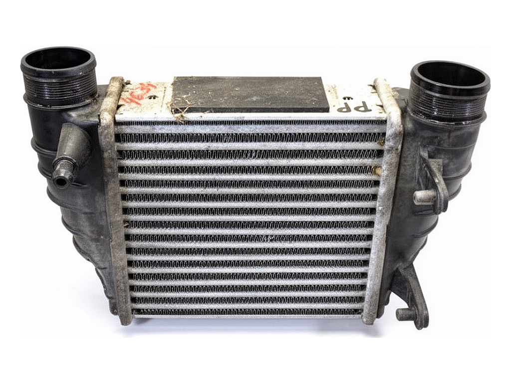 [STARK-924083] Intercooler SEAT EXEO ST (3R5) 2.0 TFSI 155 kW 2009-2013