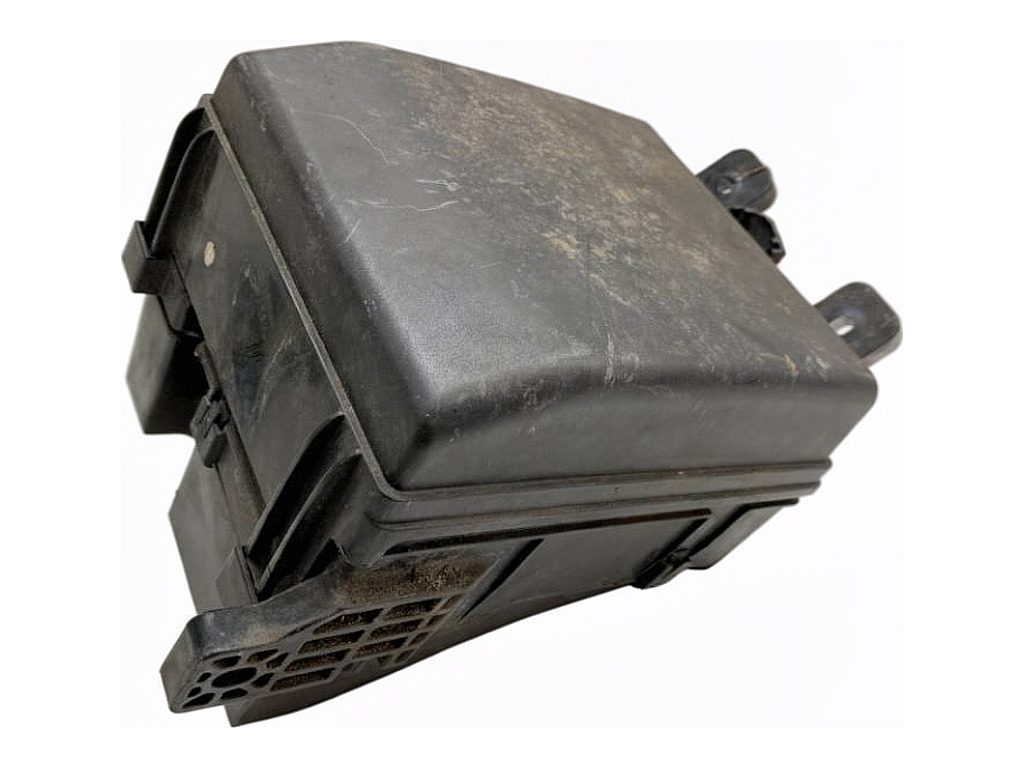 [STARK-925011] Caja de fusibles HYUNDAI ix35 (LM, EL, ELH) 2.0 120 kW 2010-2013