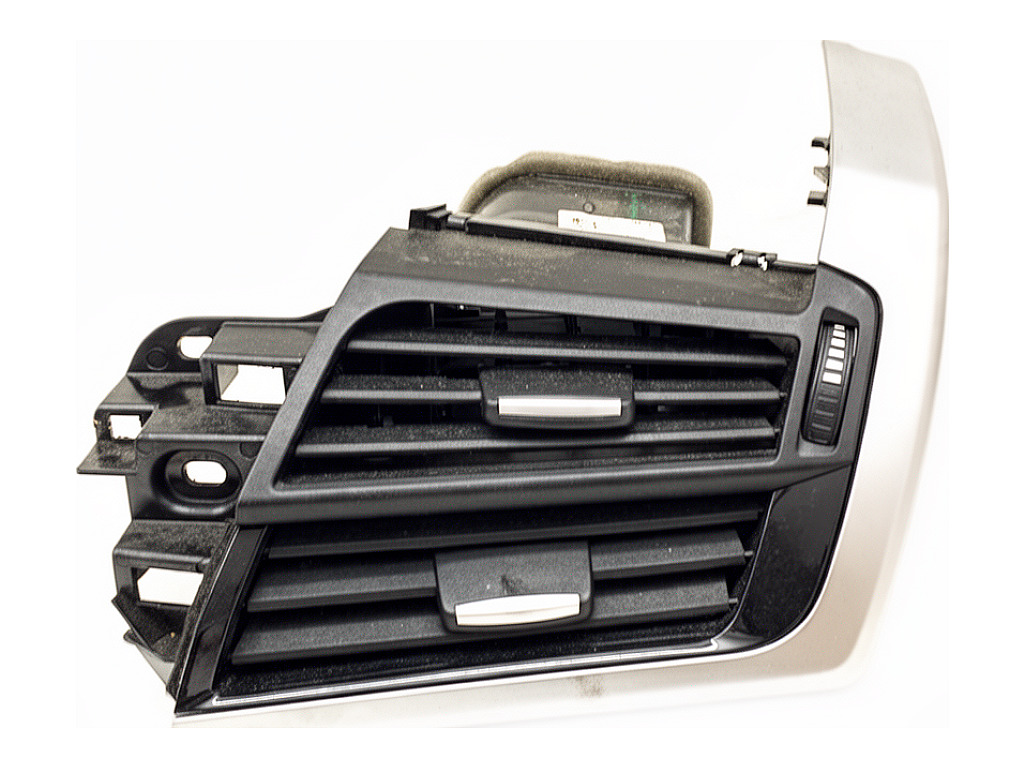 [STARK-925329] Rejilla de ventilación delantera derecha BMW X5 (F15, F85) 2013-2018