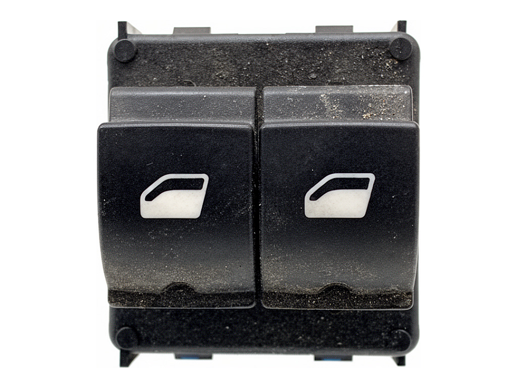 [STARK-927041] Interruptor de elevalunas TOYOTA PROACE CITY 1.5 D-4D 2019-2022