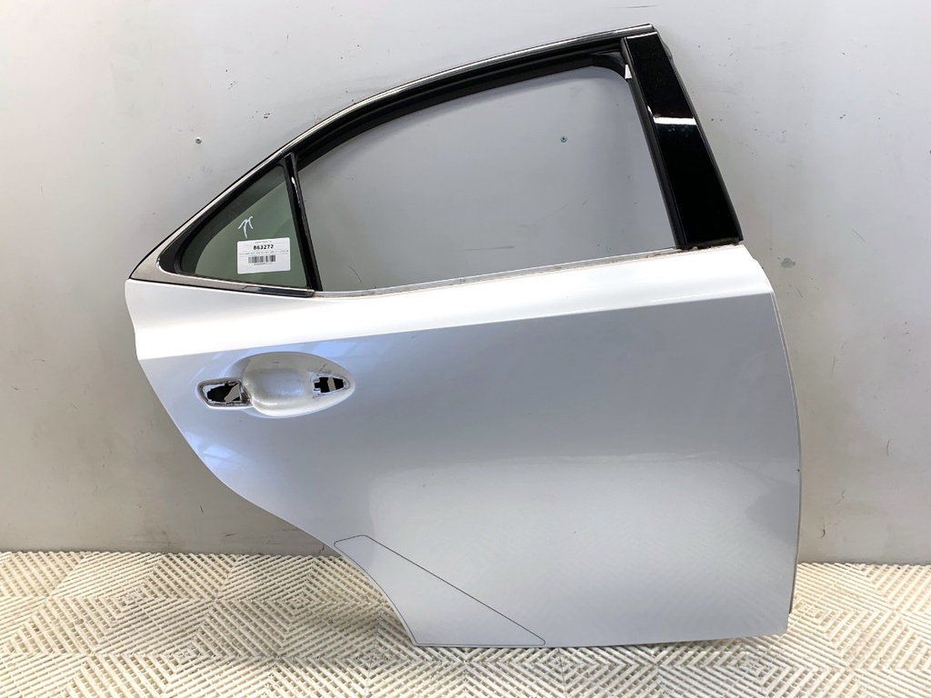 [STARK-863272] Puerta trasera derecha LEXUS IS III (_E3_) 2013-2022