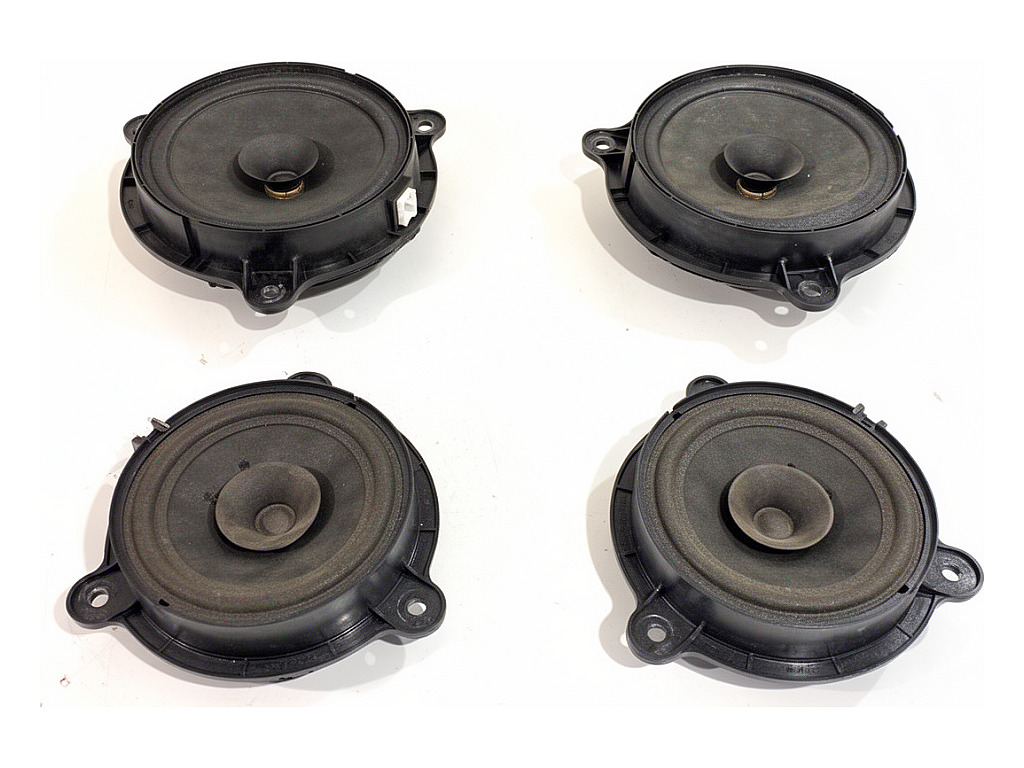 [STARK-928516] Altavoz Dacia Logan MCV II 1.5 Blue dCi 95 (2018-2022)
