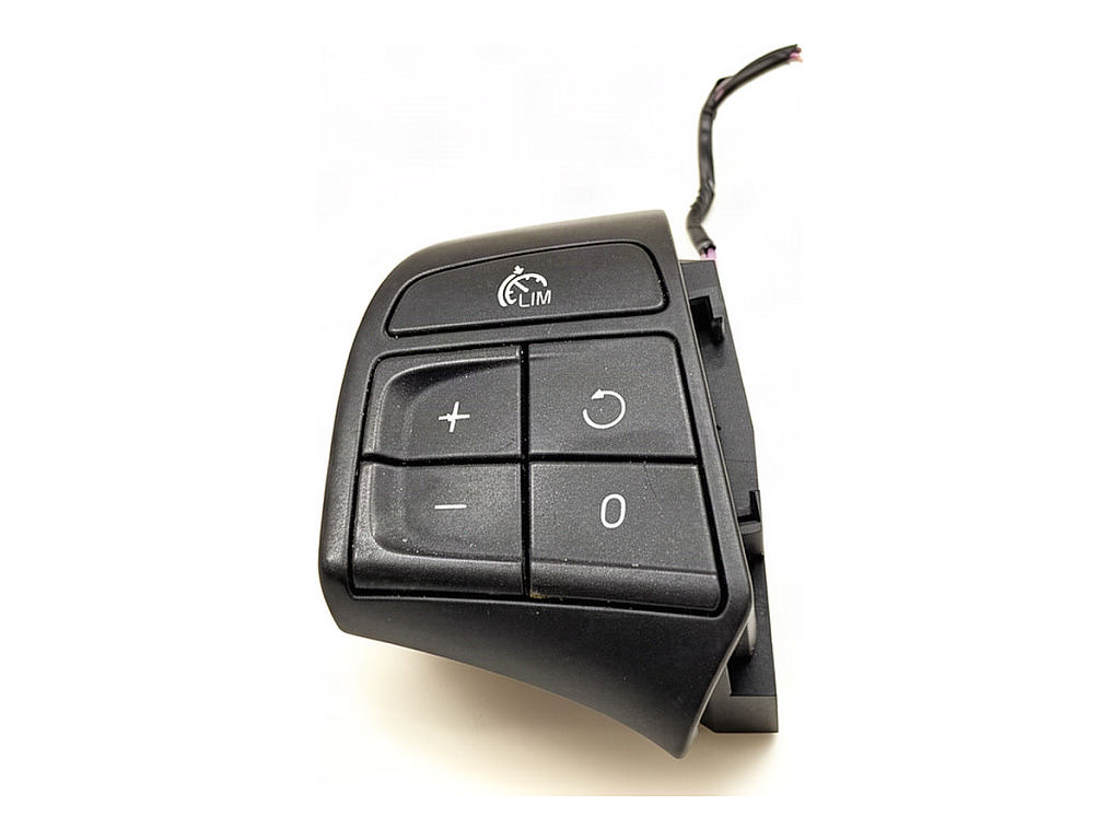 [STARK-933209] Interruptores de volante VOLVO V40 liftback (525, 526) 2012-2022