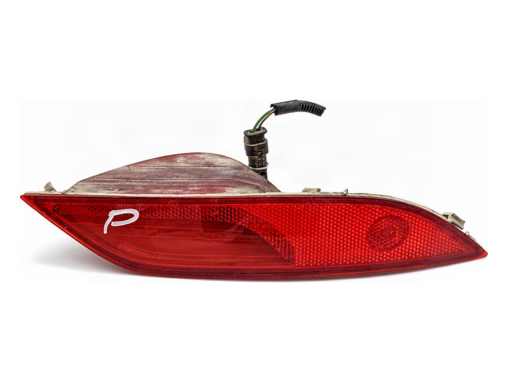 [STARK-933511] Piloto trasero derecho de parachoques VOLVO V40 liftback (525, 526) 2012-2022