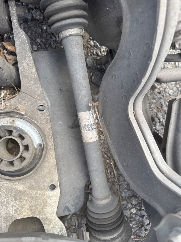 [EPE-105820] Semieje trasero izquierdo para Mercedes-Benz CLA AMG 45S 2020