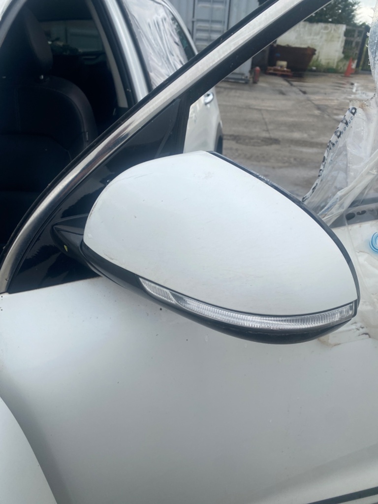 [EPE-108403] Retrovisor izquierdo Kia Niro 2018 SNOW WHITE PEARL