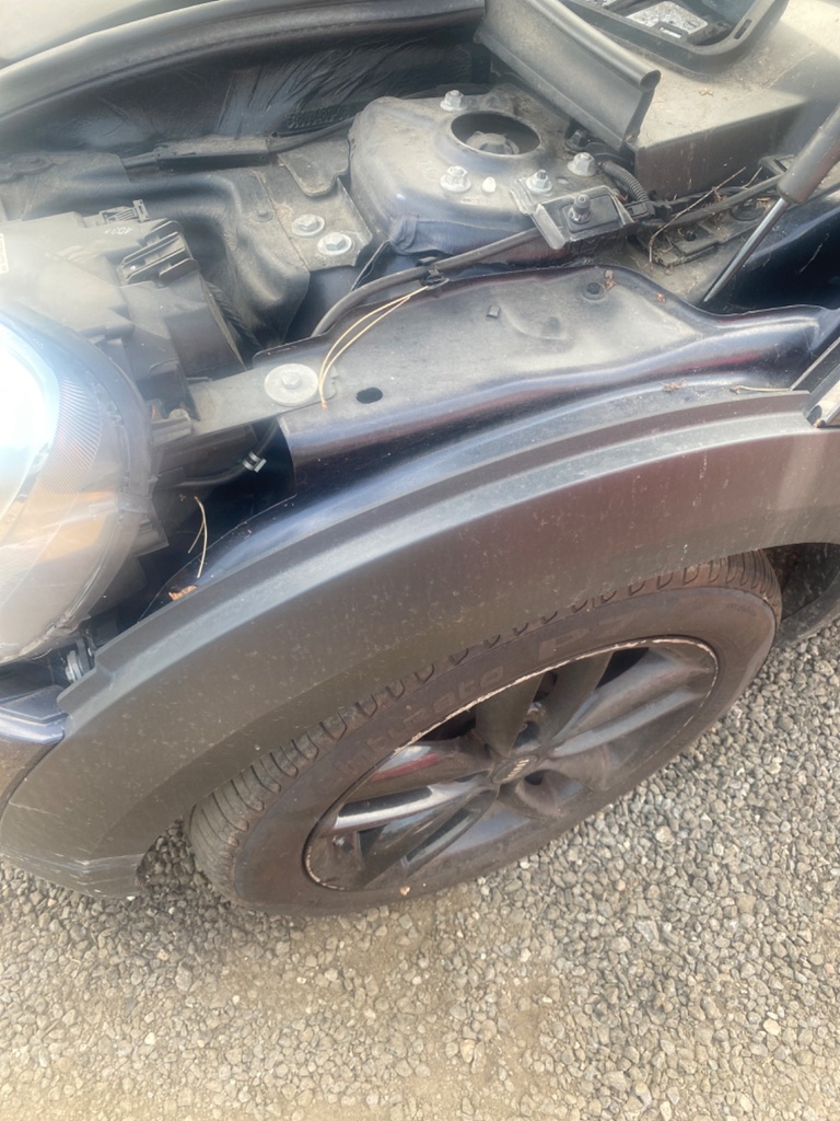 [EPE-110348] Buje de rueda & amortiguador 2015 Mini Countryman Cooper D
