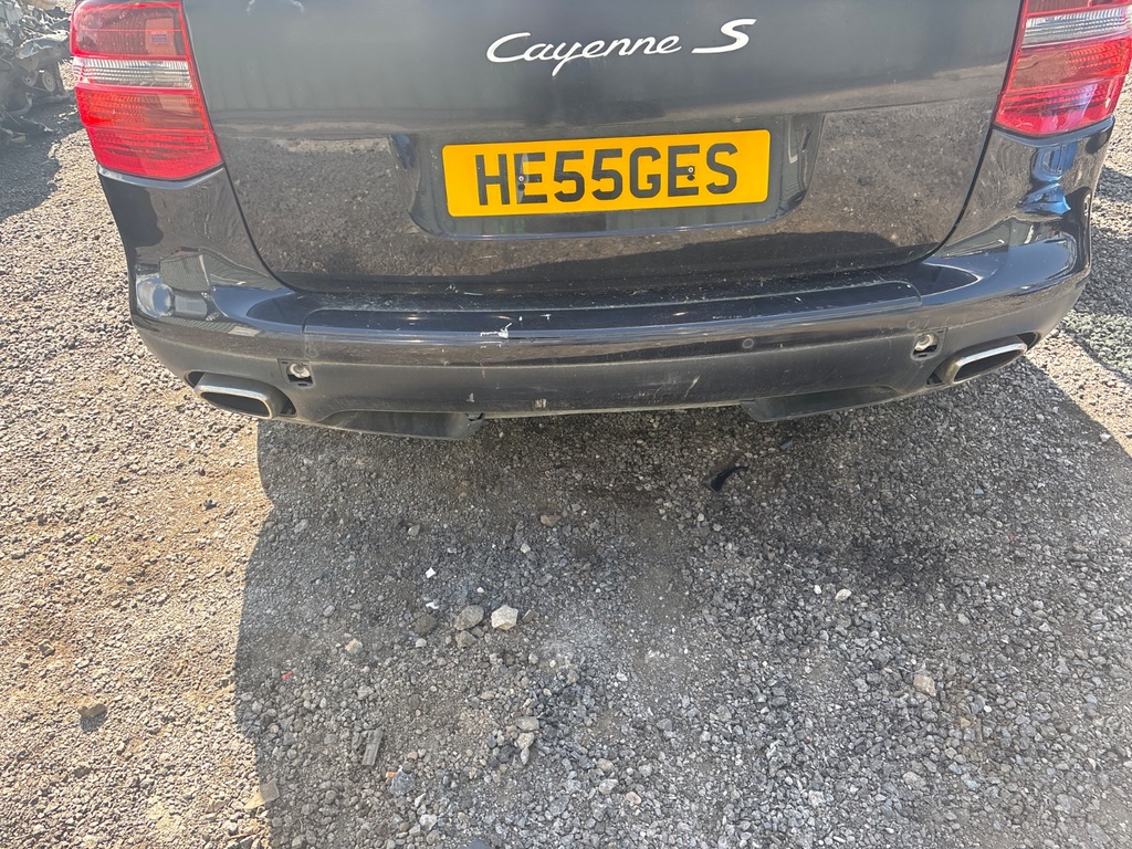 [EPE-112004] Paragolpes trasero 2008 Porsche Cayenne 9PA S basaltschwarz