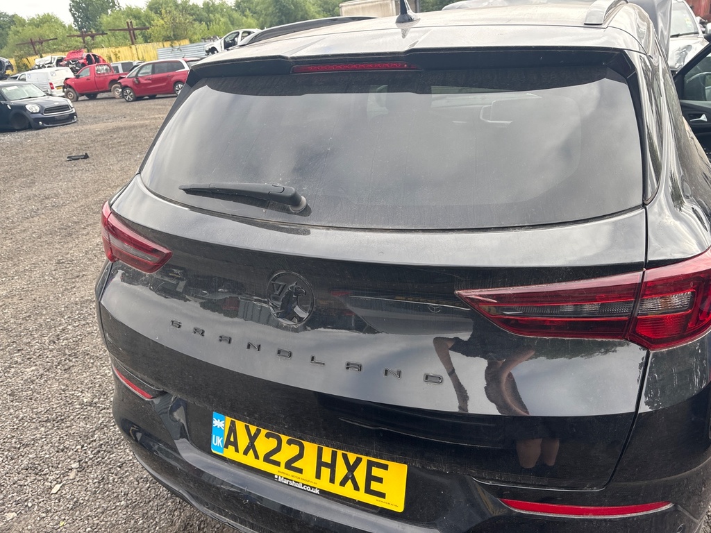 [EPE-113634] Portón trasero Opel Grandland X 2019 KTV schwarz perlanera