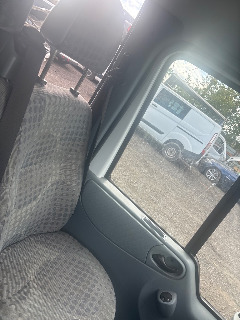 [EPE-119179] Asiento delantero izquierdo Ford Transit