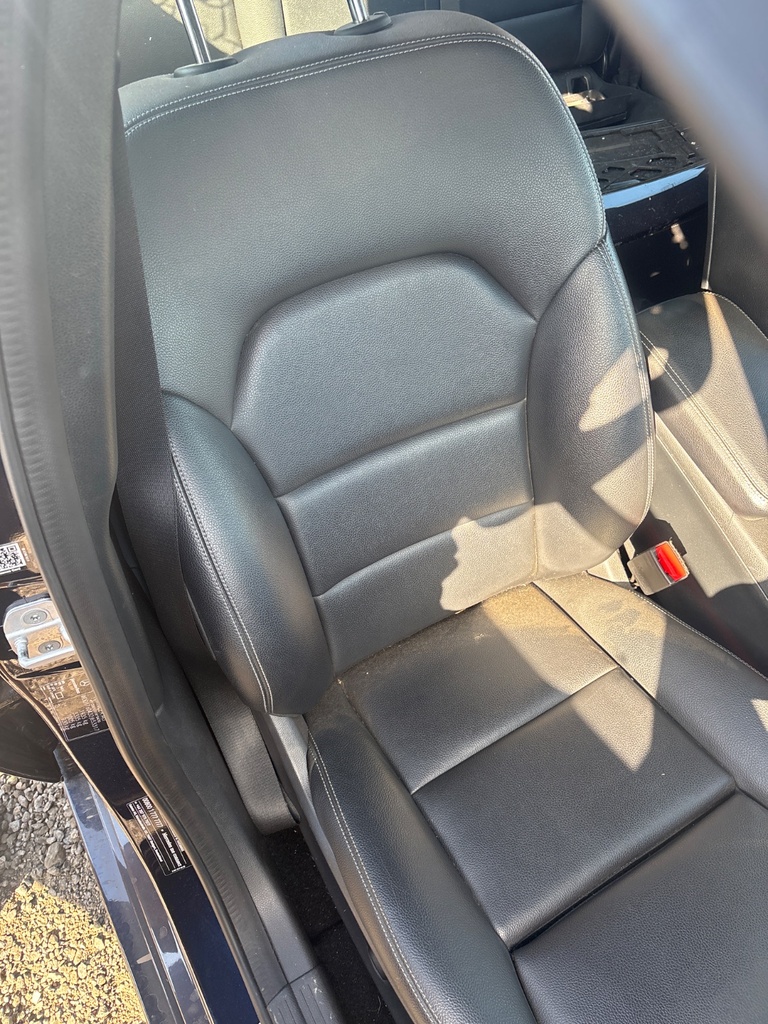 [EPE-120988] Asiento delantero derecho Mercedes-Benz A-Class 2017