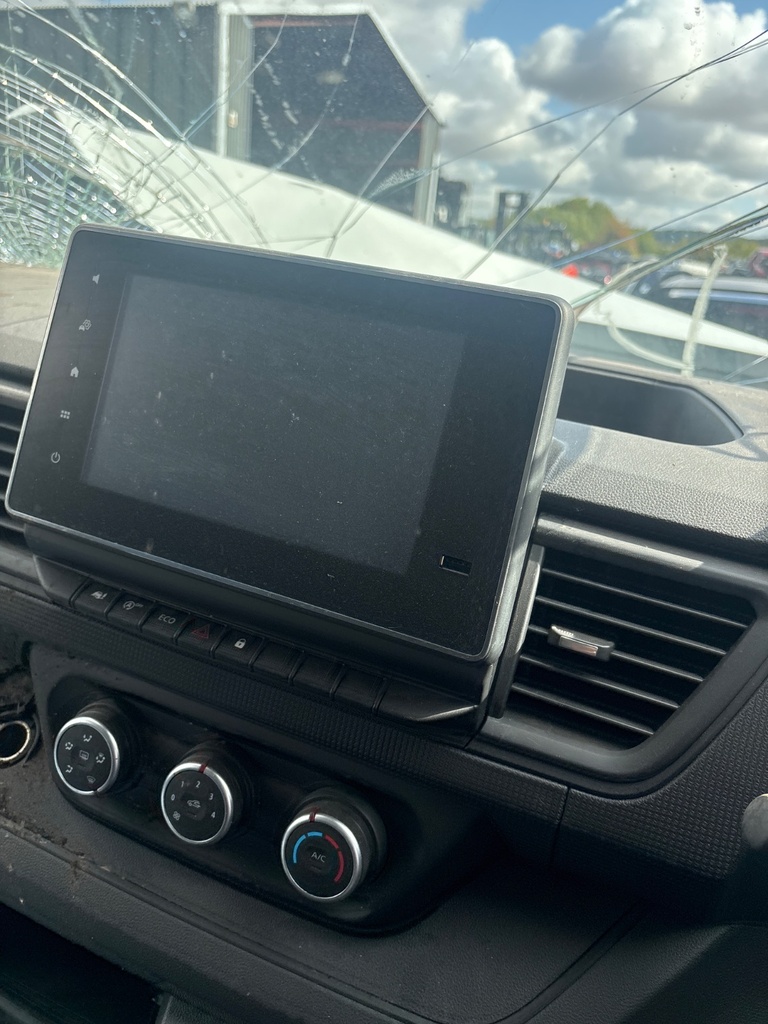 [EPE-122818] Pantalla multifunción Renault Trafic III FG