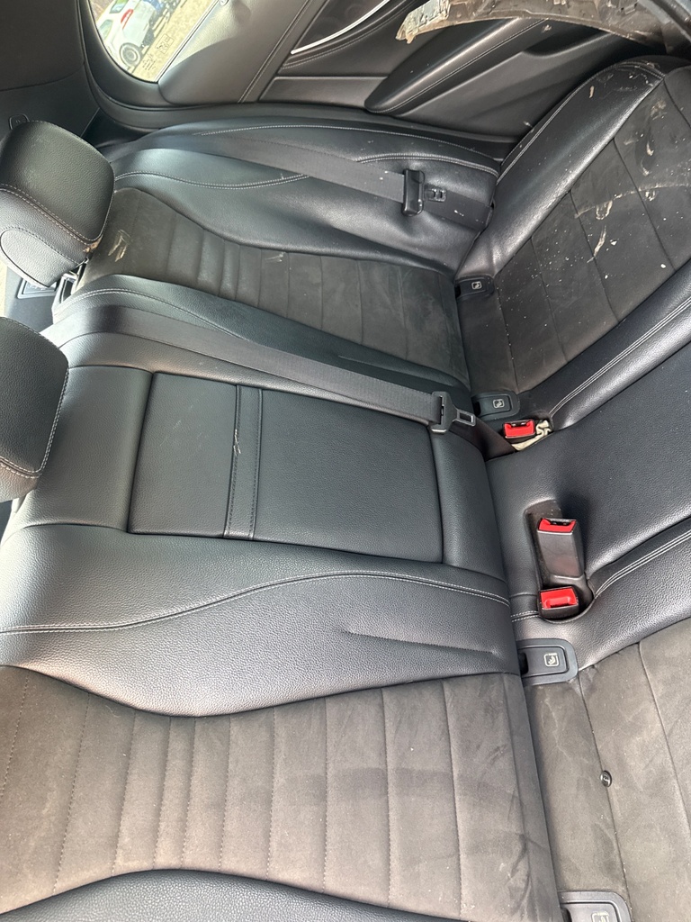 [EPE-104352] Asiento trasero Mercedes-Benz Clase E W213