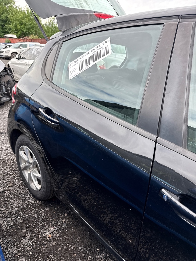 [EPE-107351] Puerta trasera derecha Peugeot 208 (2012-2019)