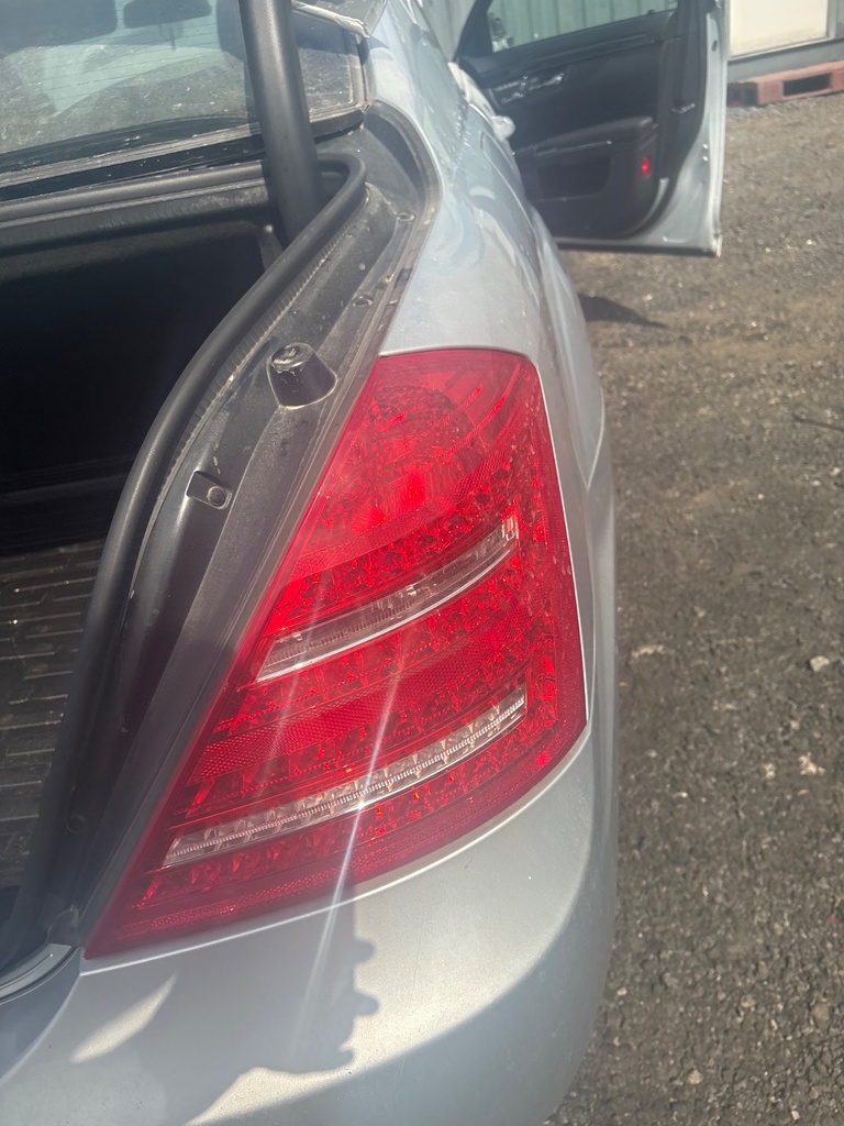 [EPE-114644] Piloto trasero derecho Mercedes S-Klasse W221