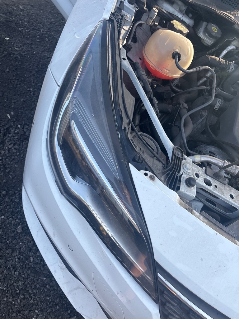 [EPE-120531] Faro derecho Opel Astra 2020
