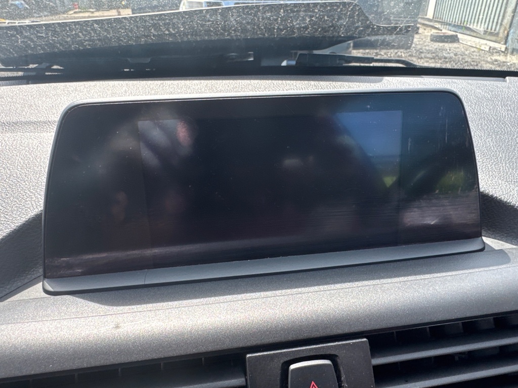 [EPE-105896] Unidad lectora CD de navegación BMW Serie 1 2014