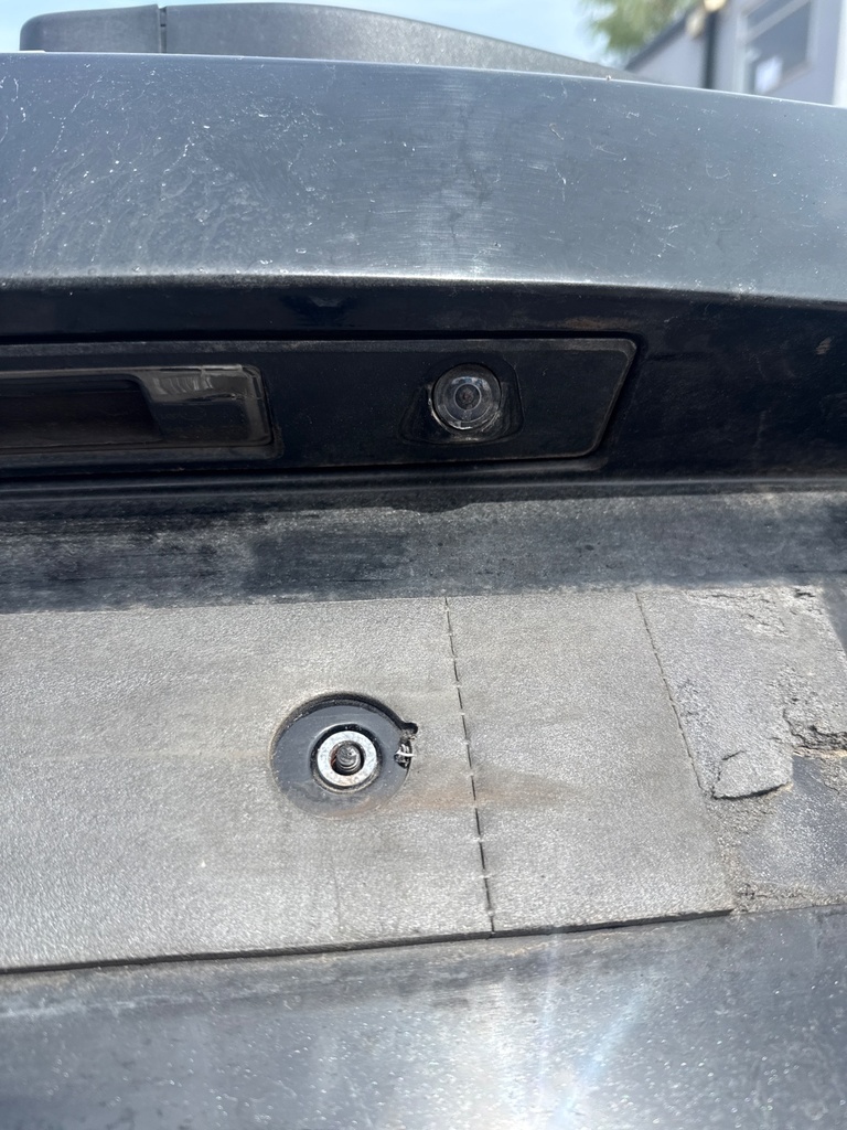 [EPE-106027] Cámara de marcha atrás portón trasero Volvo V90 2017