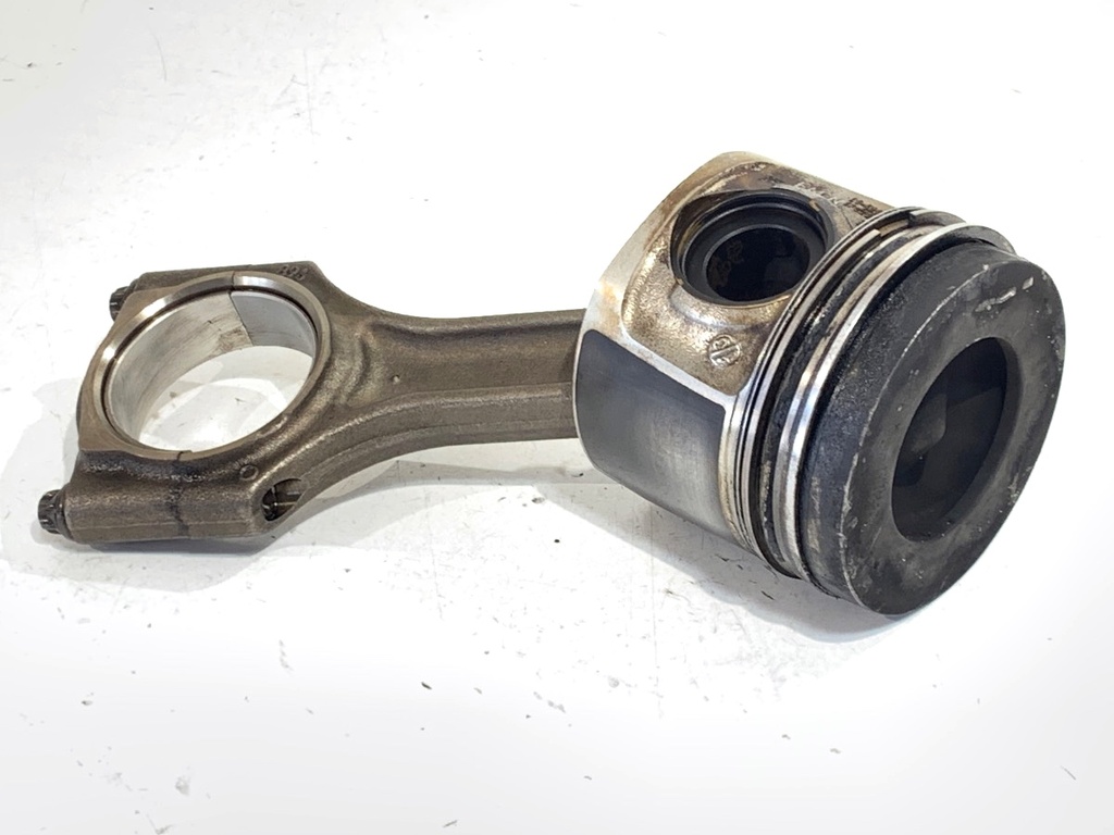[STARK-903293] Pistón con biela BMW X5 (G05, F95) 2018-2022 B57D30C