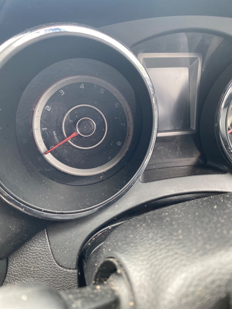 [EPE-103831] Cuadro de instrumentos SsangYong Tivoli 1.6