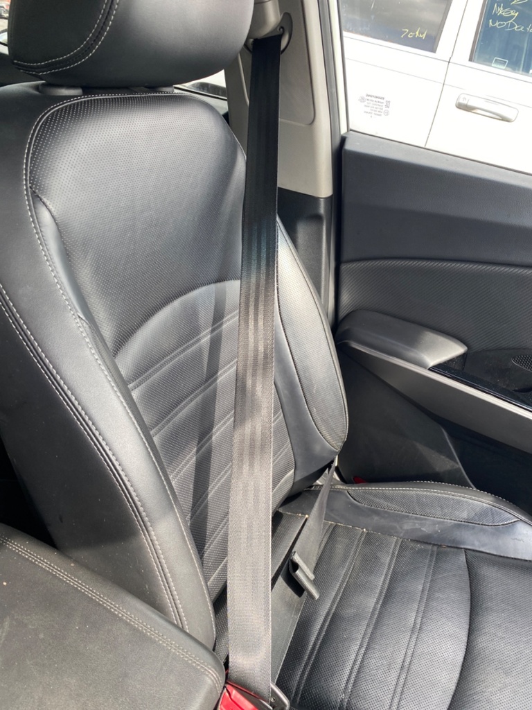 [EPE-103843] Pretensor de cinturón delantero izquierdo SsangYong Tivoli