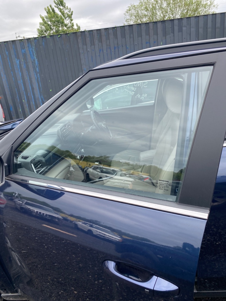 [EPE-104024] Cristal de puerta delantero izquierdo Ssangyong Tivoli